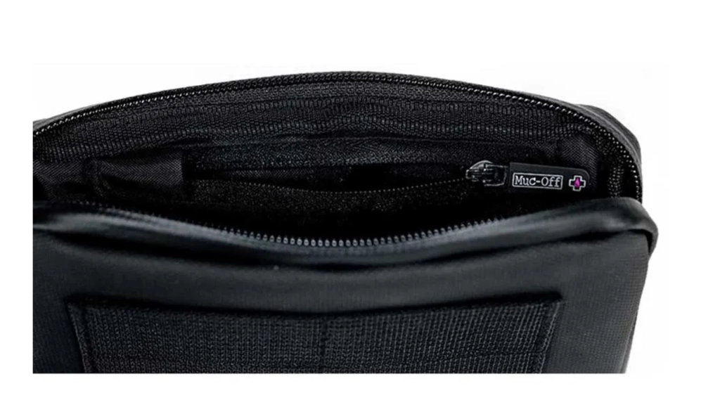 Bolsa Muc-Off Essentials